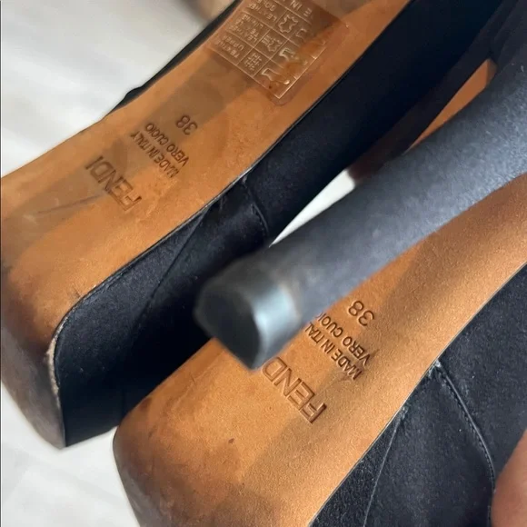 Fendi Black Deco Bow Satin Peep-Toe holiday designer high Heels size 38/7 - Picture 7 of 9